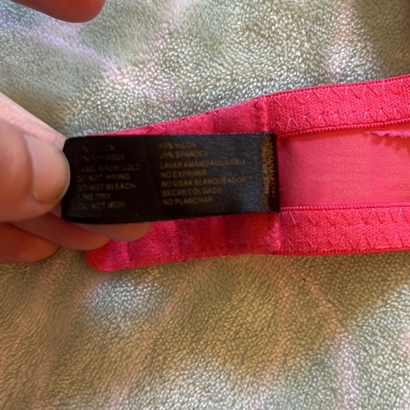 Marilyn Monroe padded push up pink bra - Picture 4 of 4